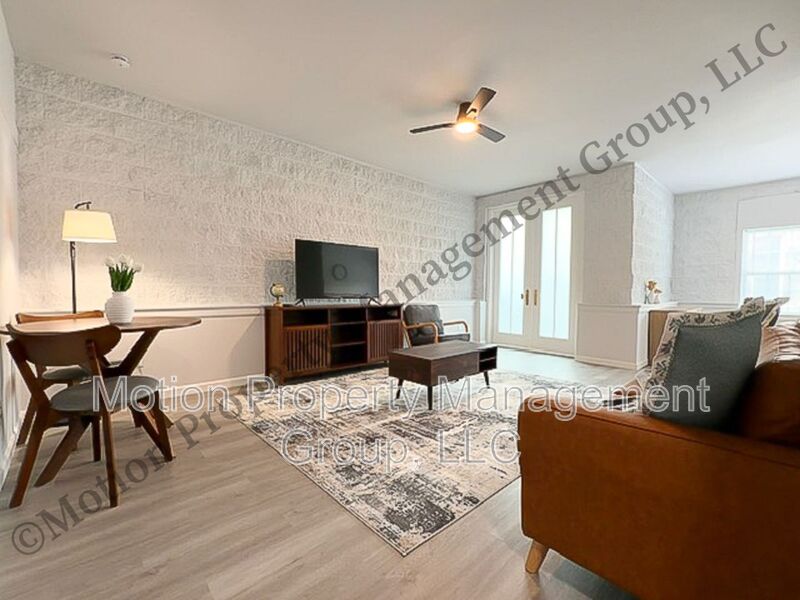 Chattanooga House: 6918 Northside Drive