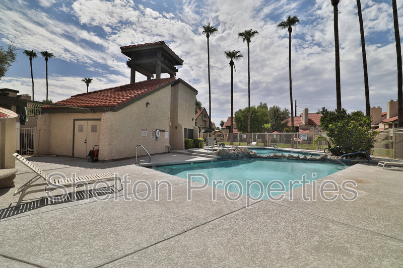 Mesa Condo: 30 E Brown Rd Unit 2089