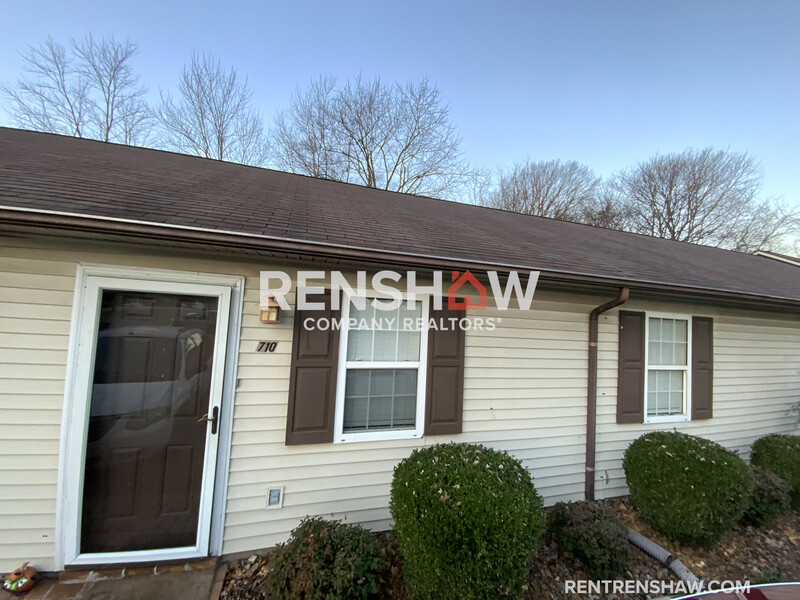 Newbern House: 702-716 Nora Ave