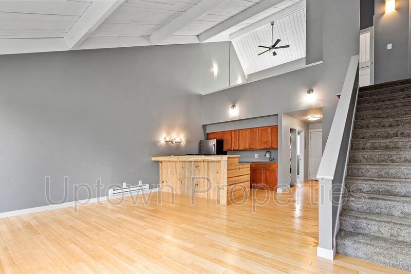 Lake Oswego Condo: 4 Touchstone Drive #153