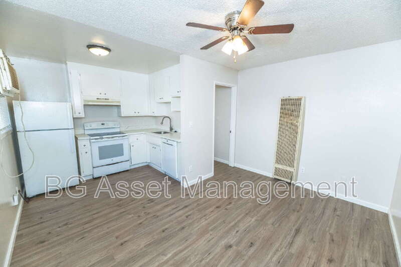 Sacramento Condo: 1928 Ethan Way