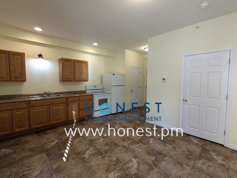 Litchfield Condo: 1635 Lewiston Road