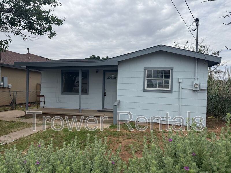 Odessa House: 414 LINDY