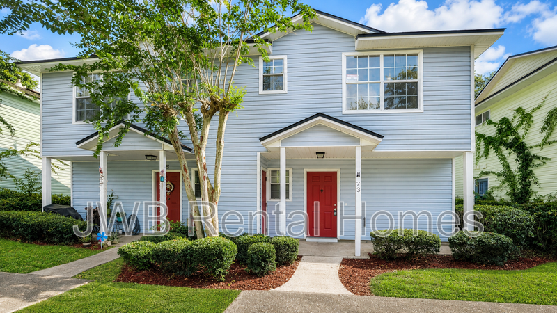 Jacksonville Townhome: 73 5th St W