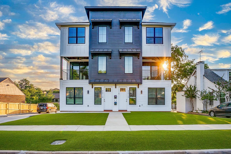 Fort Worth Townhome: 2612 Forest Park Boulevard