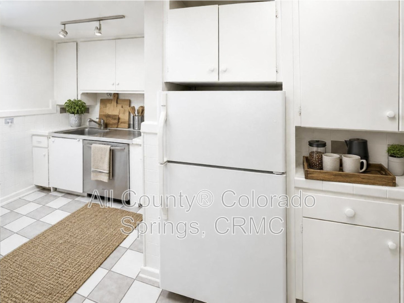 Main Rental Photo 10
