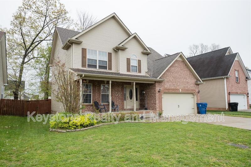 Clarksville House: 3329 Melissa Lane