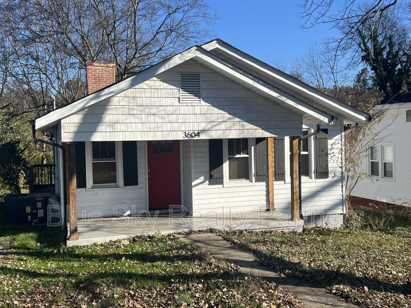 Knoxville House: 3604 Decatur Dr