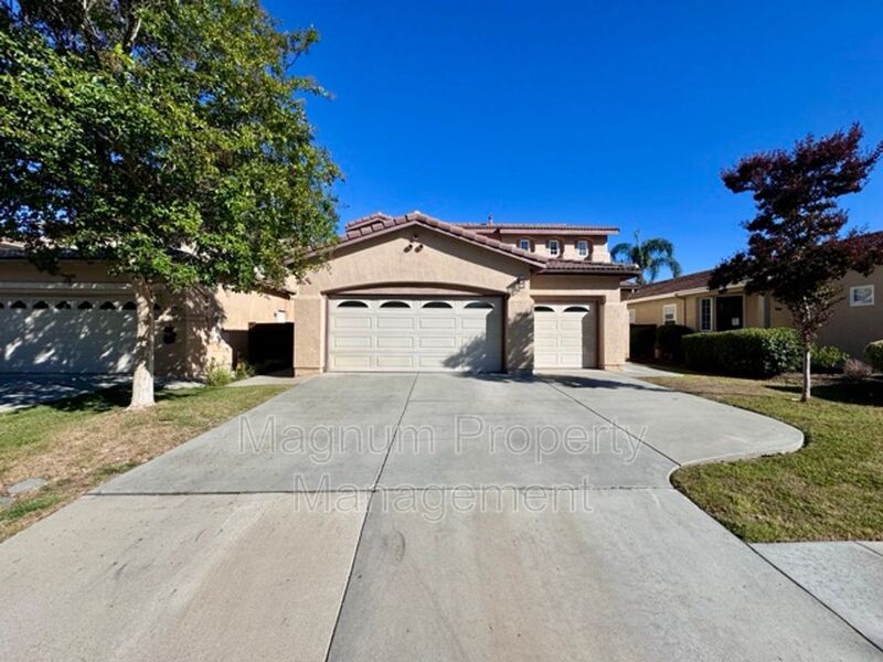 Temecula House: 30906 Crystalaire Dr