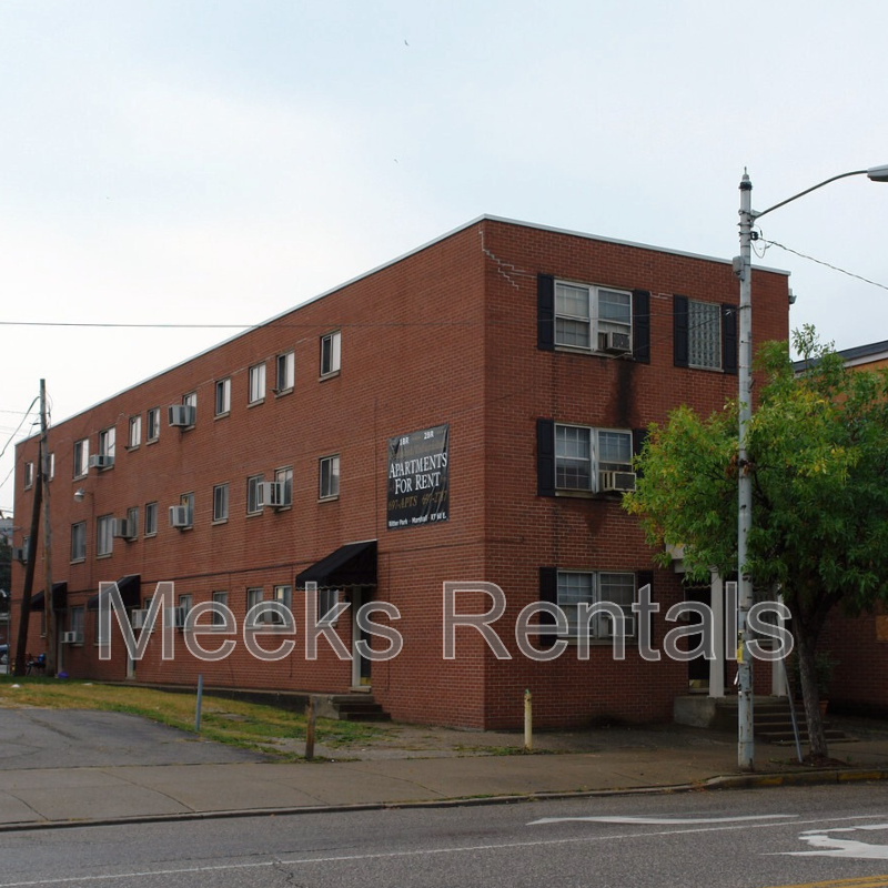 Huntington Apartment: 1539 4th Ave