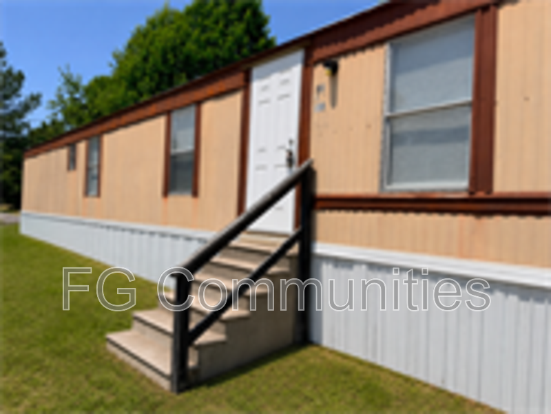 Blacksburg House: 112 Laurin Dr