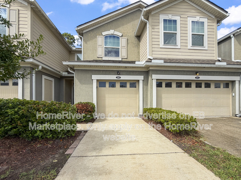 Saint Johns Townhome: 205 Richmond Dr