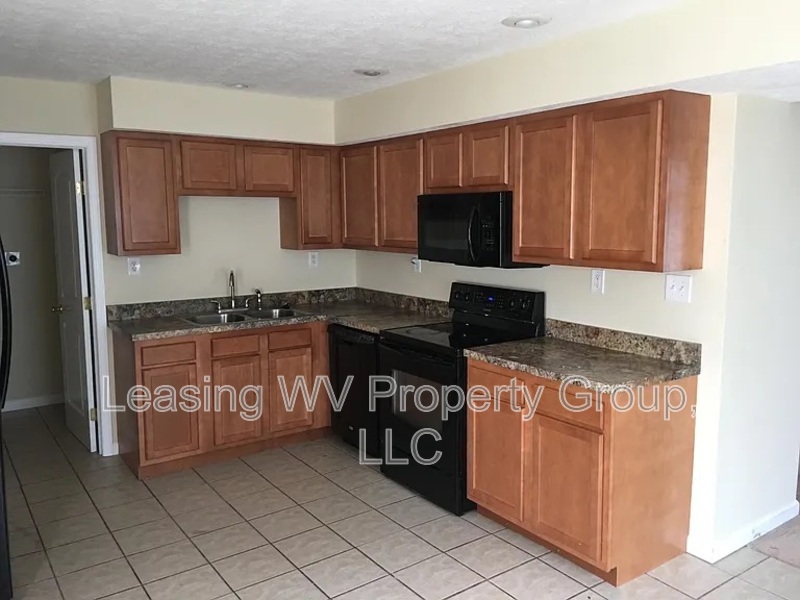 Culloden Condo: 2093 Route 60