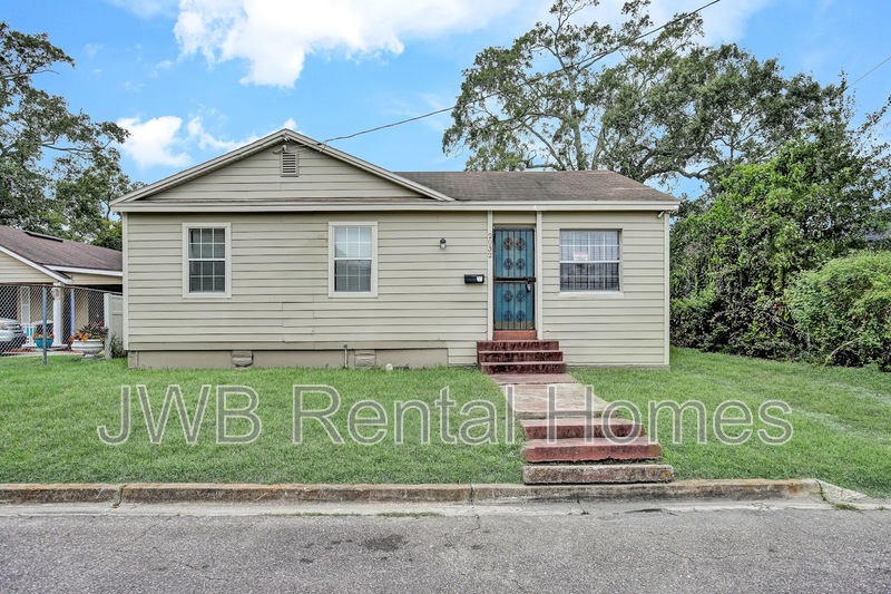 Jacksonville House: 2032 Whitner St