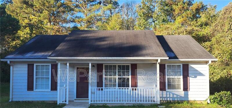 Griffin House: 127 Tuscany Ln