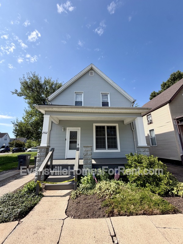 Evansville House: 2502 West Delaware Street