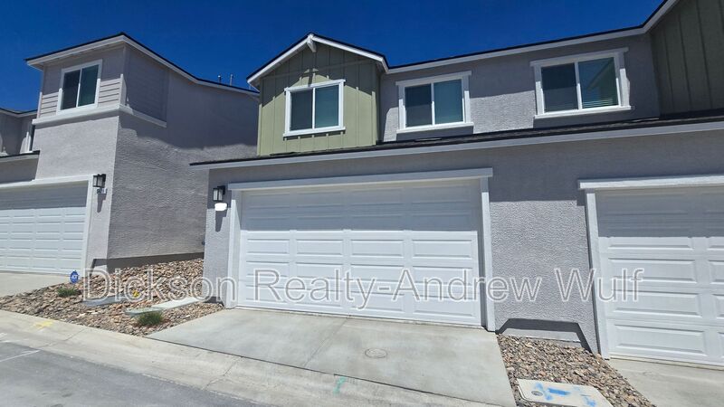Reno House: 5854 Altitude Street