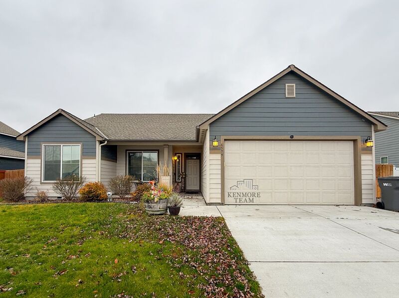 Kennewick House: 6579 33rd Place
