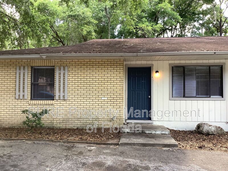 Ocala House: 3800 NE 41 Street