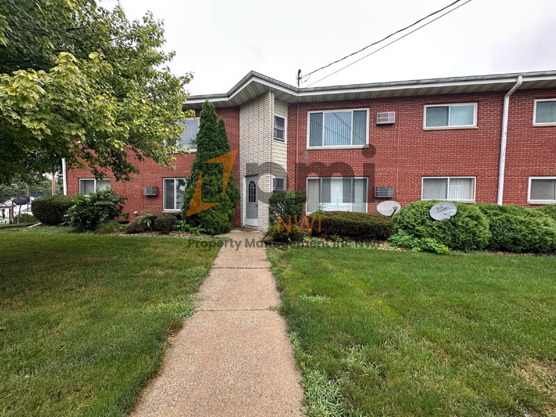 Crown Point Condo: 105 Harrington Ave