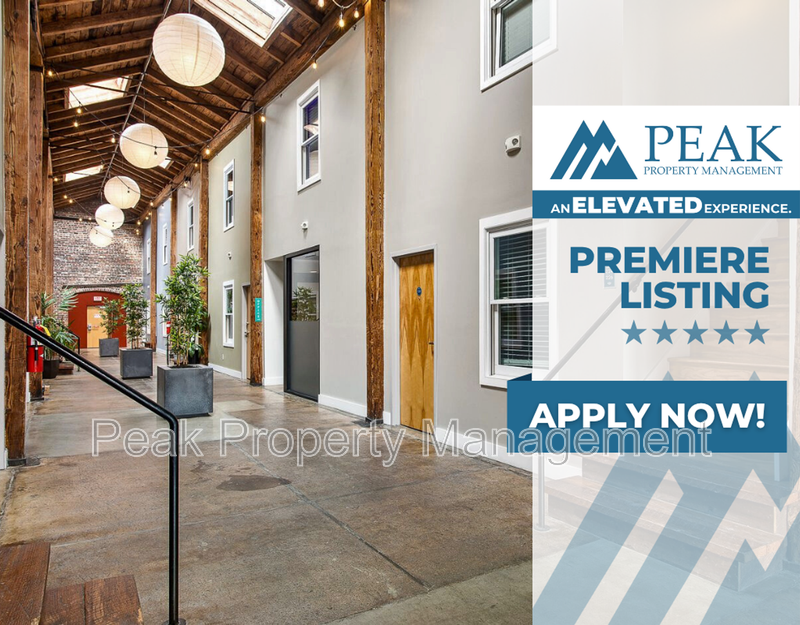 Petersburg House: 219 E Bank St