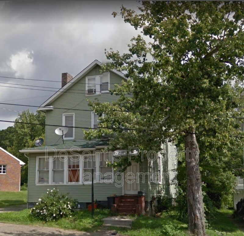 Aliquippa Condo: 210 Penn Avenue