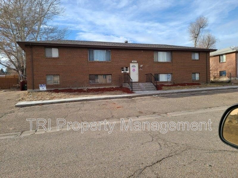 Evans House: 3027 Denver Street