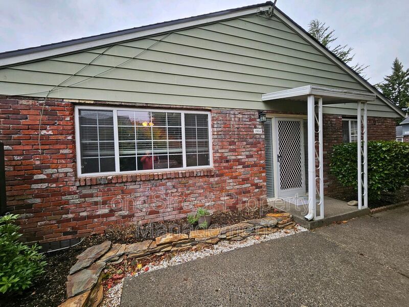 Gresham House: 1814 NE 19th St