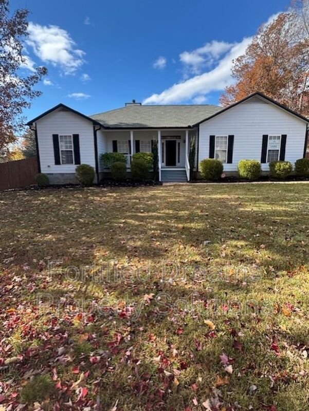 Pfafftown House: 1412 Turfwood Drive