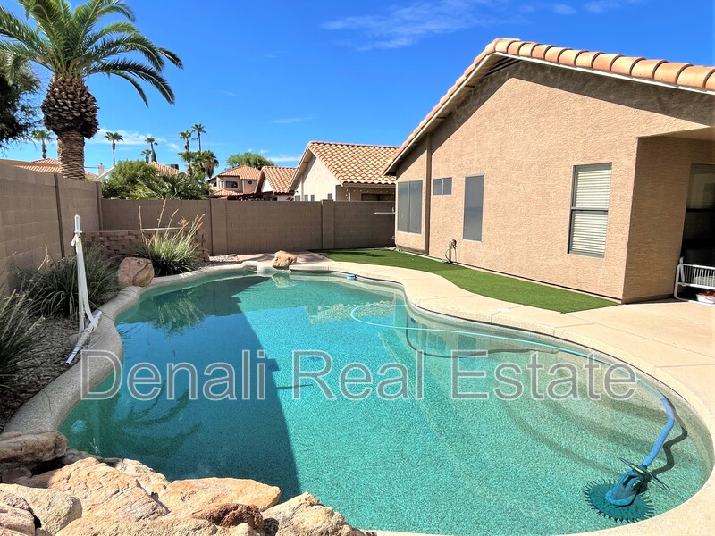 Scottsdale House: 16635 N 59th Street