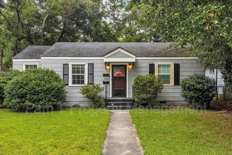 Savannah House: 1408 E 49TH