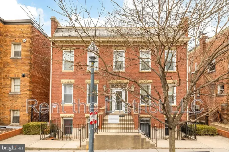 Washington Condo: 3318 Sherman Avenue NW