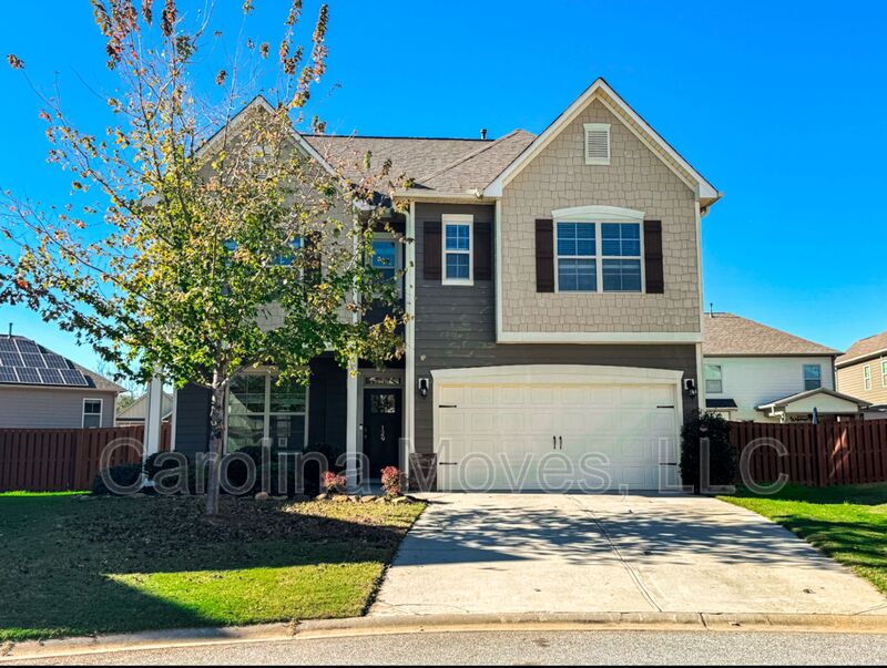 Taylors House: 129 Noble Wing Lane