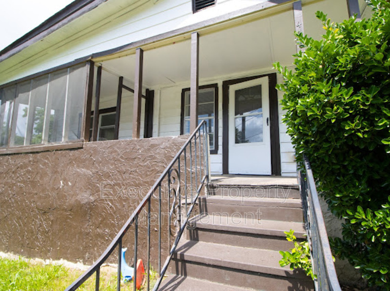 Birmingham House: 4418 43rd Street