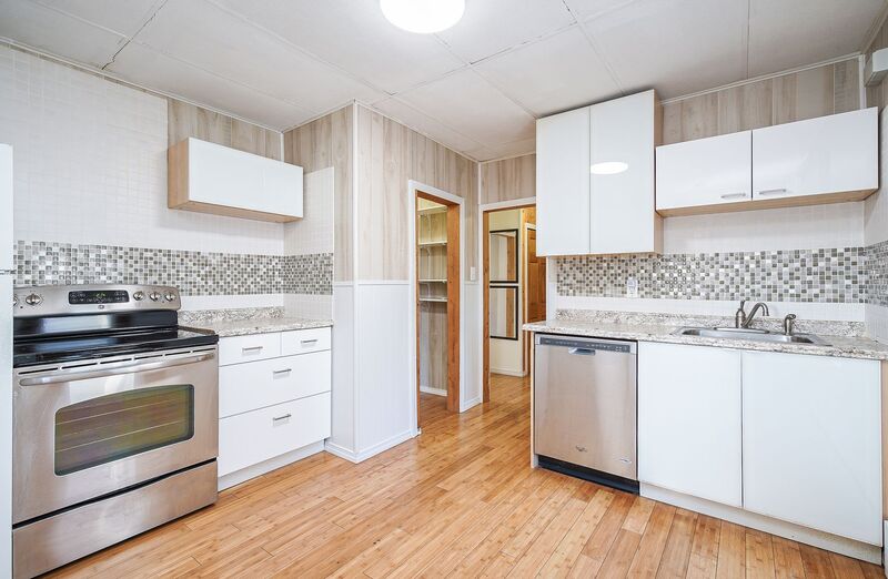 Springfield Condo: 148 Allen St