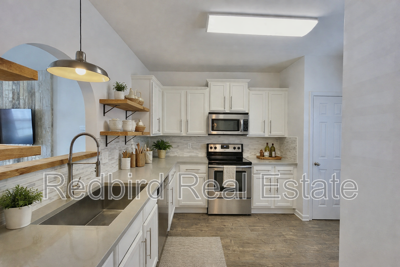 Franklin Townhome: 1101 Downs Boulevard