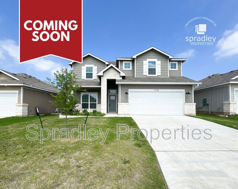 Temple House: 2716 Fox River Dr
