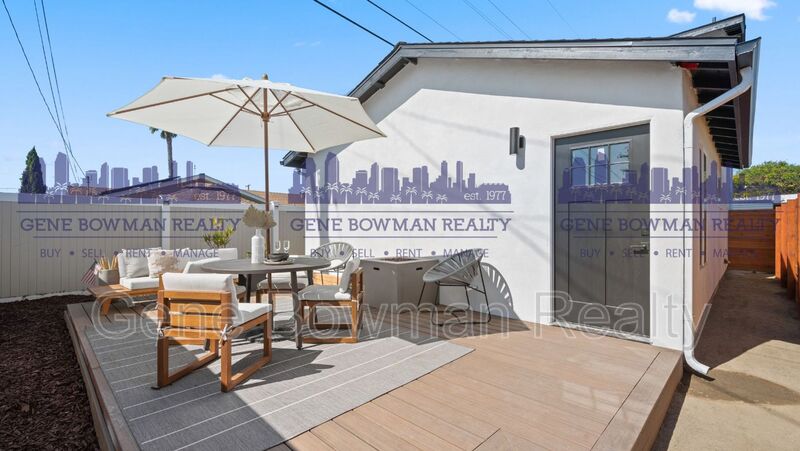 San Diego House: 5120 Constitution Road