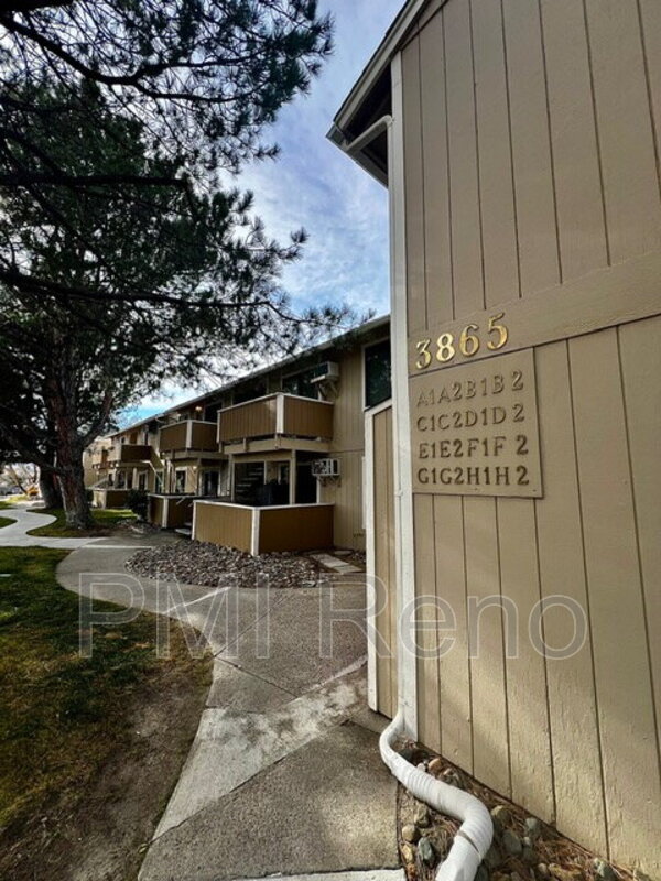 Reno Condo: 3865 E Leonesio Dr
