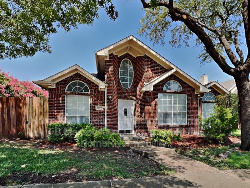 Dallas House: 18703 Riverstone Ct