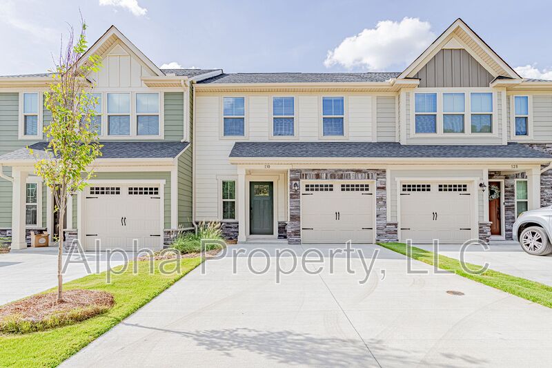 Greenville House: 130 Eagle Wood Dr