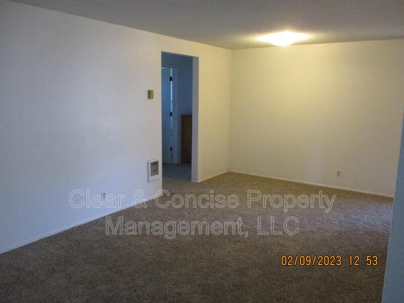 Springfield Condo: 1337 Laura St
