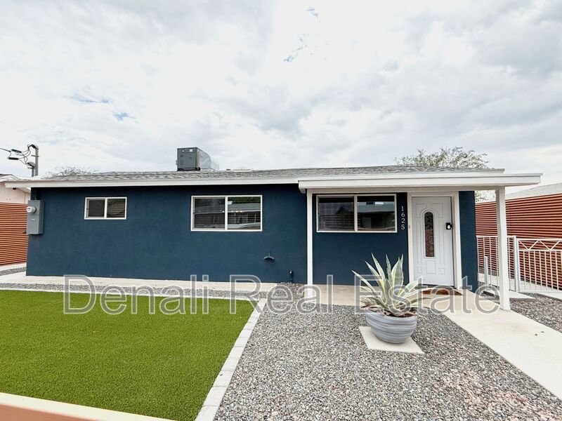 Tucson House: 1625 W. Buckeye Lane