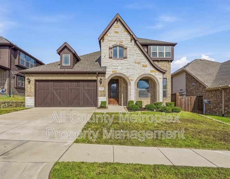 Wylie House: 3543 Beaumont Dr
