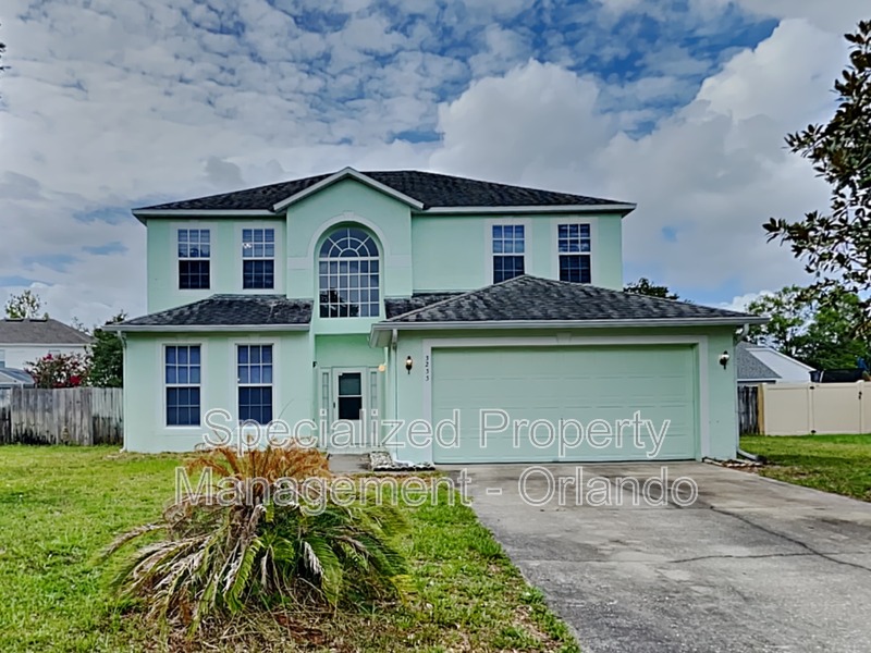 Deltona House: 3233 Kings Ridge Ter