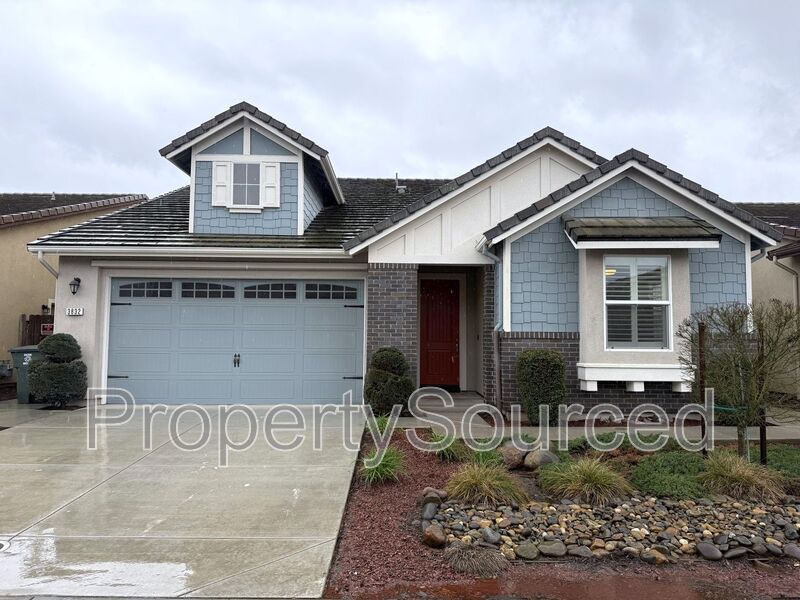 Modesto House: 3832 Lookout Dr.