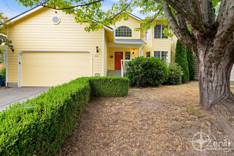 Vancouver House: 9415 NW 28th Ct