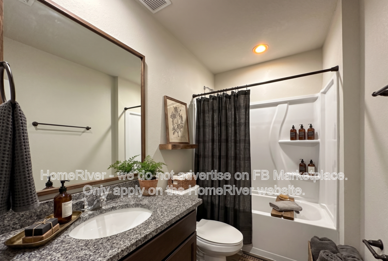 Jacksonville Condo: 7656 Mailes Ct