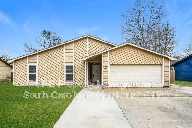 Summerville House: 102 Baldwin Lane