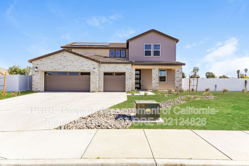 Menifee House: 31164 Vega Street